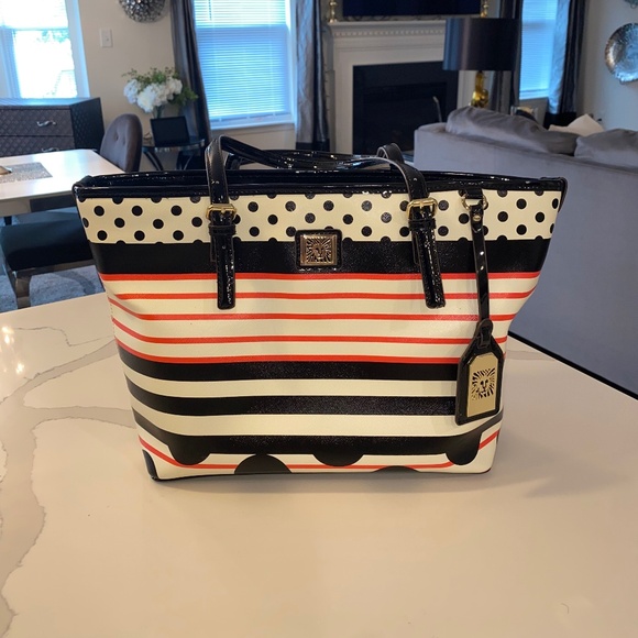 Leather Anne Klein Black White & Red Tote with Patient Leather Trim - Picture 1 of 4